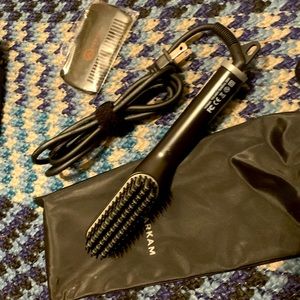 Akram Deluxe Beard Straighter